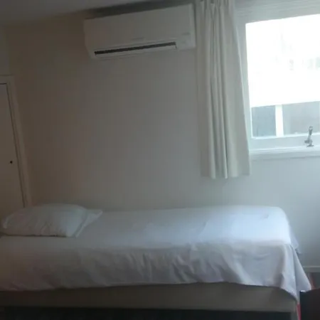 Hotel Delta 2*